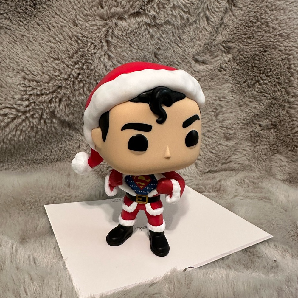 Superman Christmas Funko Pop